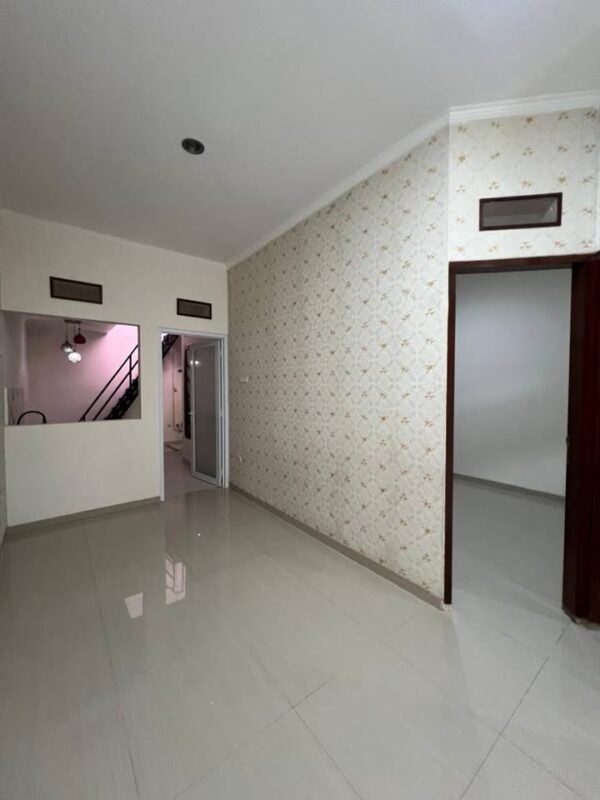 [RBT467] DIJUAL RUMAH SIAP HUNI DI ARCAMANIK DEKAT GRIYA ARCAMANIK BANDUNG - Gambar 3