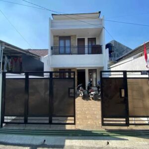 [RBT656] Rumah Siap Huni 2 Lantai di Cisaranten, Bandung