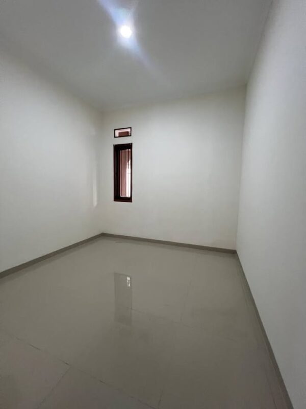 [RBT467] DIJUAL RUMAH SIAP HUNI DI ARCAMANIK DEKAT GRIYA ARCAMANIK BANDUNG - Gambar 4