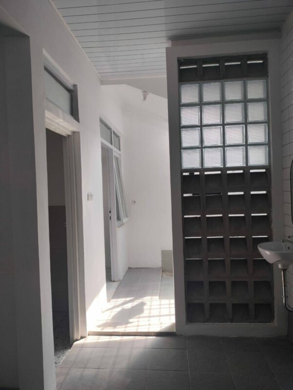 [RBT513] Di Jual Rumah 2 Lantai Hook Baru Renovasi Di Cisaranten Endah Arcamanik Bandung - Gambar 6