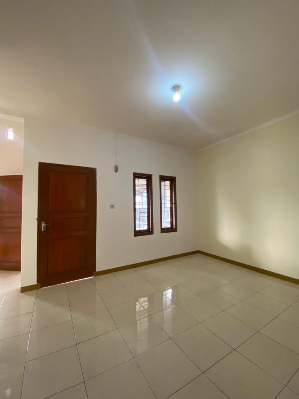 [RBT367] DIJUAL RUMAH MURAH NEGO KOMPLEK JATIHANDAP REGENCY MANDALAJATI CICAHEUM KOTA BANDUNG - Gambar 4