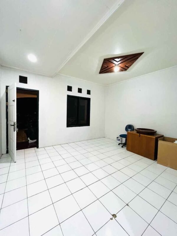 [RBT545] DIJUAL RUMAH BAGUS BARU RENOVASI POSISI HOOK DALAM PERUMAHAN EXCLUSIVE SOEKARNO HATTA RANCASARI CIPAMOKOLAN - Gambar 3