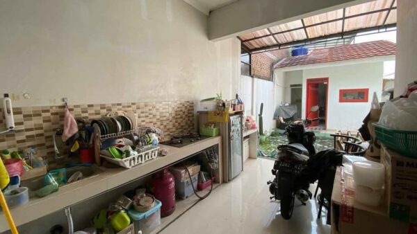 [RBT621] Rumah Luas Siap Huni di Cisaranten Arcamanik - Gambar 2