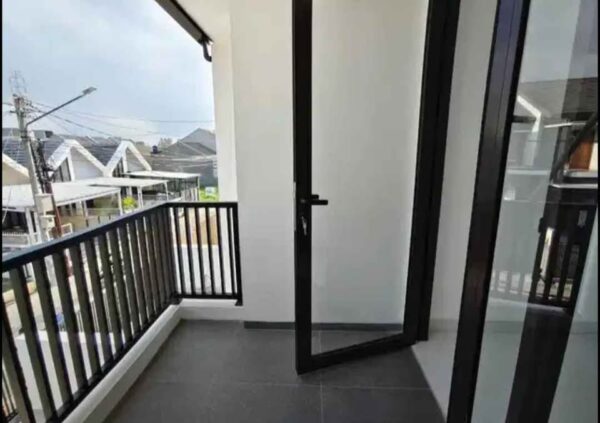 [RBT541] Dijual Rumah Baru 2 Lantai Berlokasi di Cisaranten Kulon Arcamanik. Kota Bandung. - Gambar 5
