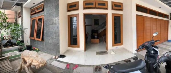 [RBT647] Rumah 2 Lantai Siap Huni di Permata Tamansari Arcamanik, Kota Bandung - Gambar 2