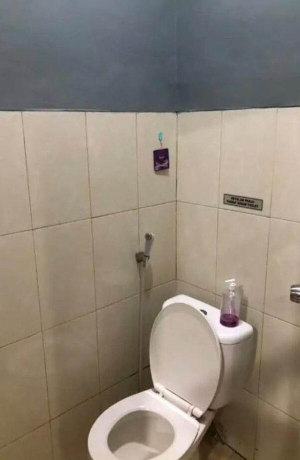 [RBT618] Dijual Rumah 2 lantai Belakang Griya Antapani Bandung - Gambar 8