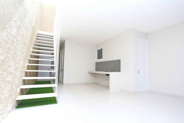 [RBT648] Rumah Baru 2 Lantai Design Tropical House di Cisaranten, Bandung - Gambar 7