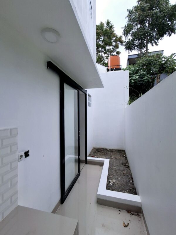 Kinanti House Jatihandap - Gambar 4