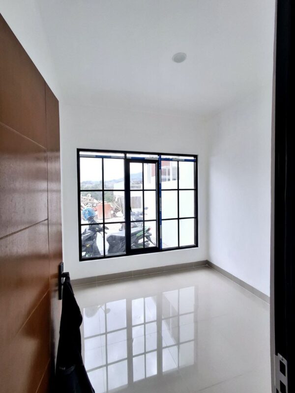 Kinanti House Jatihandap - Gambar 5