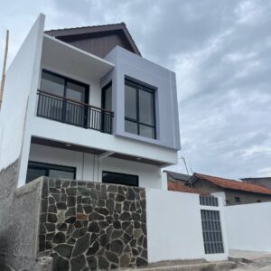 🏡 RUMAH 2 LANTAI – DI BANDUNG TIMUR